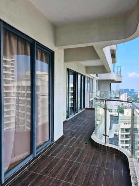 Condominium for Sale at Bay Laurel @ Country Garden Danga Bay - Zoey Lee - PropertyGuru.com.my
