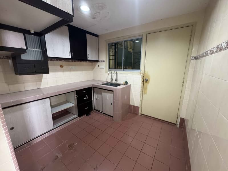 Apartment for Sale at Pangsapuri Jati 2 - Paul Lee - Kitchen - PropertyGuru.com.my