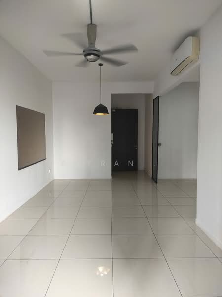 Servis Apartment untuk Dijual di Lexa Residence @ The Quartz WM - Zafran . - Living Room - PropertyGuru.com.my