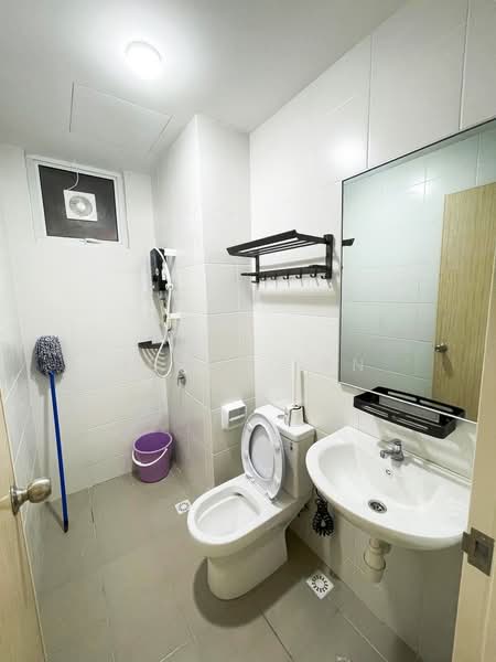 Condominium for Rent at IDEAL RESIDENCY - Jerry Tan - Bathroom - PropertyGuru.com.my