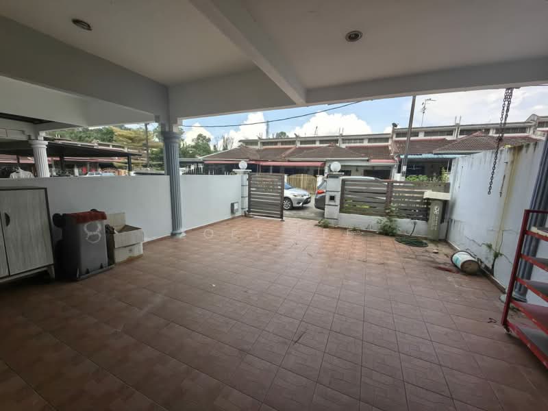 1-storey Terraced House for Sale in Taman Flora Heights (Pasir Gudang) - Zoey Lee - Exterior - PropertyGuru.com.my