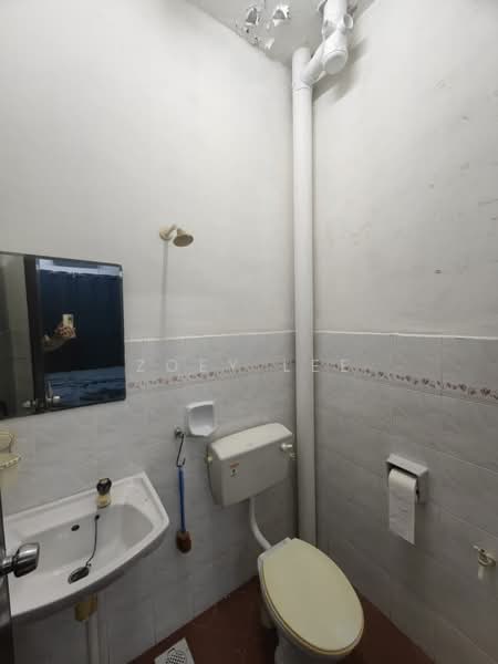 1-storey Terraced House for Sale in Taman Flora Heights (Pasir Gudang) - Zoey Lee - Bathroom - PropertyGuru.com.my