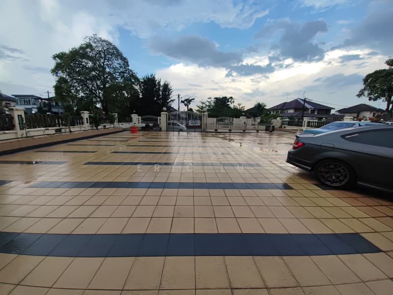 Bungalow for Sale in Bandar Putra (Kulai) - Eric Lu - Exterior - PropertyGuru.com.my