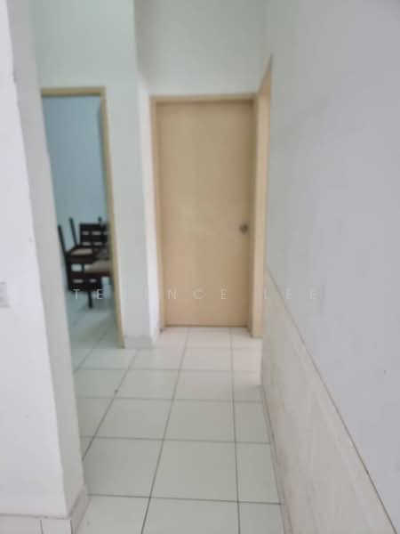 Pangsapuri untuk Disewa di Seri Pinang - Terence Lee - Corridor - PropertyGuru.com.my