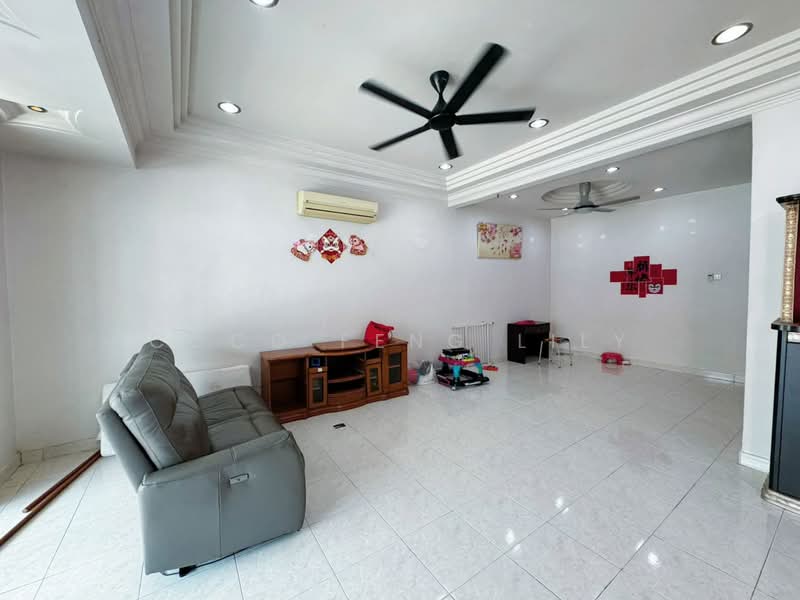 Rumah Teres 2 Tingkat untuk Dijual di Taman Desa Cemerlang (Ulu Tiram) - Coco Feng Lily - PropertyGuru.com.my