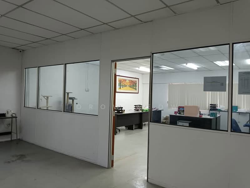 Kilang untuk Disewa di Taman Desa Cemerlang (Ulu Tiram) - Torow Yeow - PropertyGuru.com.my