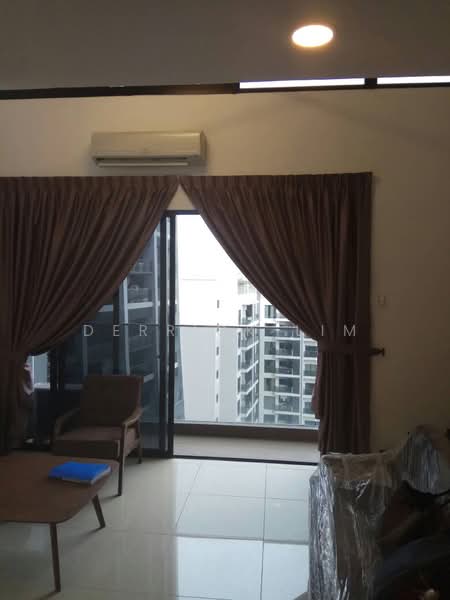 Servis Apartment untuk Dijual di D'Latour - Derrick Lim - Balcony - PropertyGuru.com.my