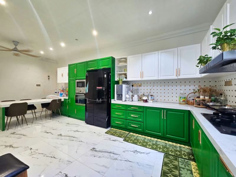 Bungalow for Sale in Country Heights (Kajang) - Zulhilmi Zakaria - Kitchen - PropertyGuru.com.my
