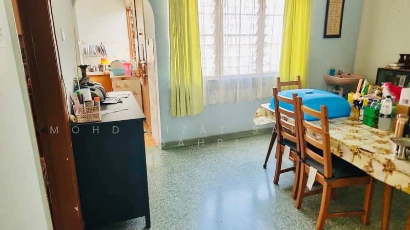 Rumah Banglo untuk Dijual di Taman Ibukota (Setapak) - Mohd Aizat Saiful Bahri - Dining Room - PropertyGuru.com.my