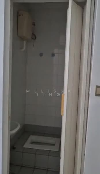 Condominium for Sale at USJ One Avenue Condo - Melissa Ting - Bathroom - PropertyGuru.com.my