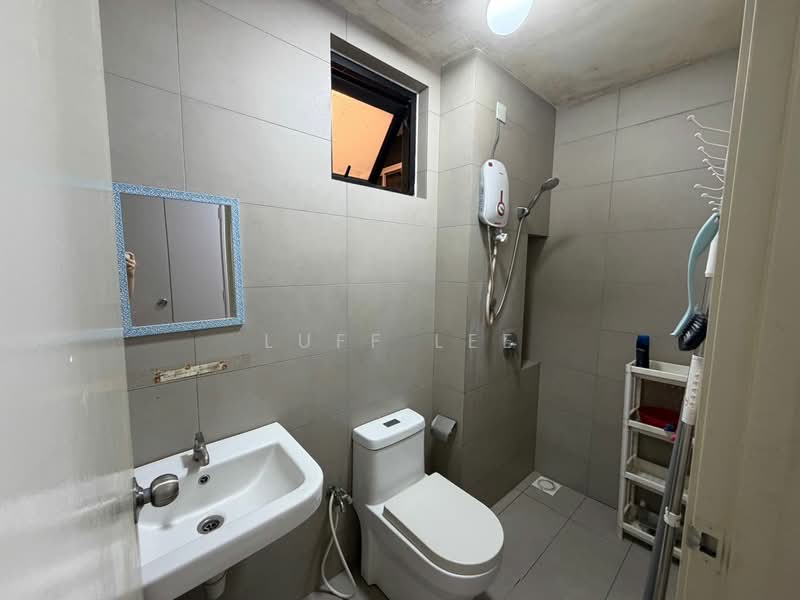 Condominium for Rent at The Haute Gurney - Luff Lee - Bathroom - PropertyGuru.com.my