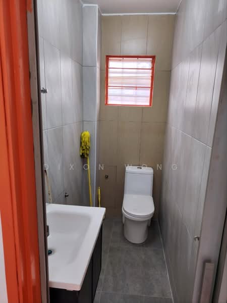 Rumah Teres 2 Tingkat untuk Disewa di Sri Petaling (Kuala Lumpur) - Dixon Wong - Bathroom - PropertyGuru.com.my