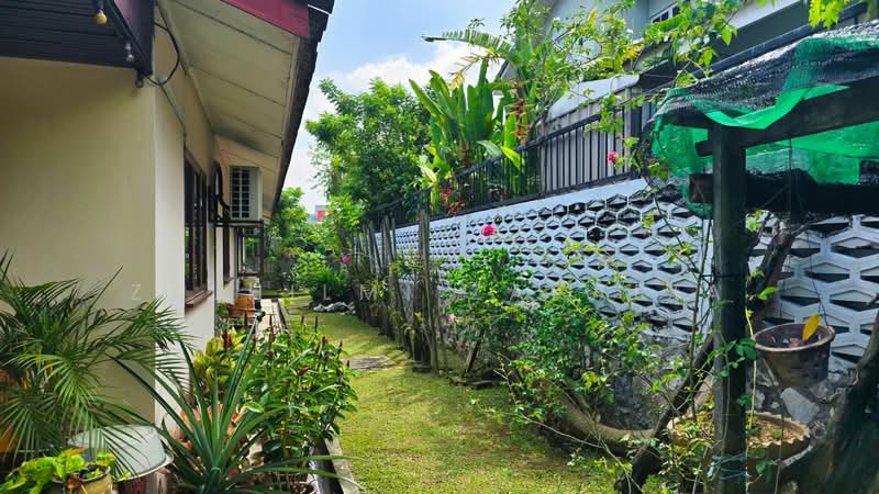 Rumah Banglo untuk Dijual di Kampung Tunku (Petaling Jaya) - Zulhilmi Zakaria - Exterior - PropertyGuru.com.my