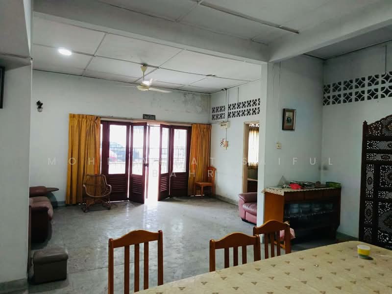 Bungalow for Sale in Sentul (Kuala Lumpur) - Mohd Aizat Saiful Bahri - Living Room - PropertyGuru.com.my