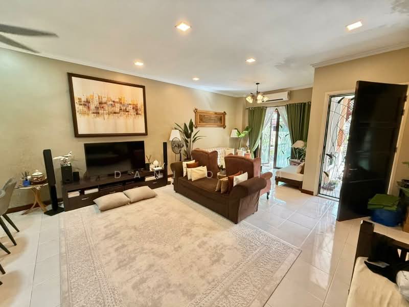2-storey Terraced House for Sale in Alam Damai (Cheras) - Danilo Lim - PropertyGuru.com.my