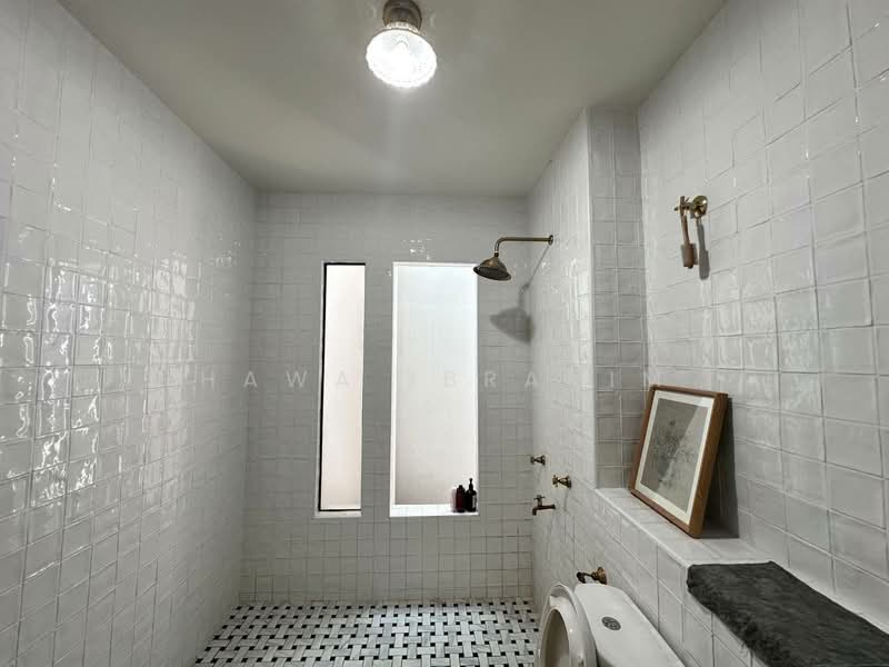 2-storey Terraced House for Sale in Nilai Impian (Nilai) - Hawa Ibrahim - Bathroom - PropertyGuru.com.my