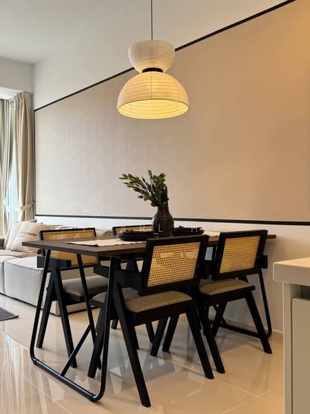Servis Apartment untuk Disewa di Met 1 Residences - Pearl Ho - Dining Room - PropertyGuru.com.my