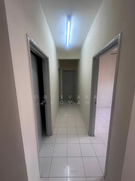 Apartment for Rent at Tropika Apartment - Yogesvaran Poovan - Corridor - PropertyGuru.com.my