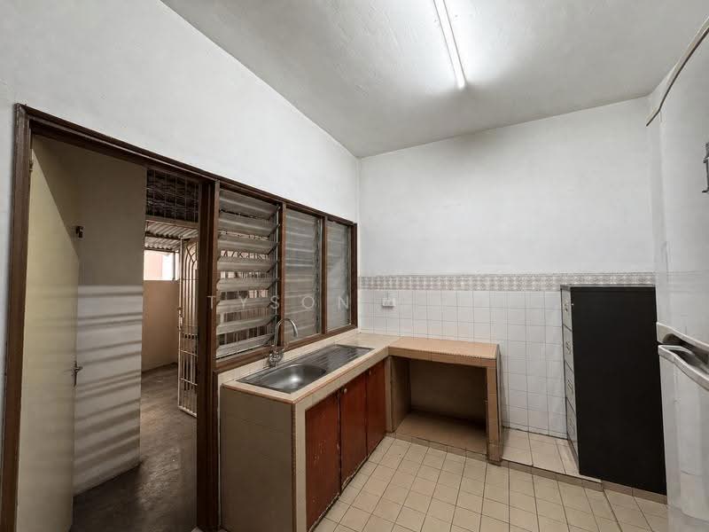 Rumah Teres 2-Tingkat untuk Dijual di Usj 3 (Subang Jaya) - Tyson Gan - Kitchen - PropertyGuru.com.my