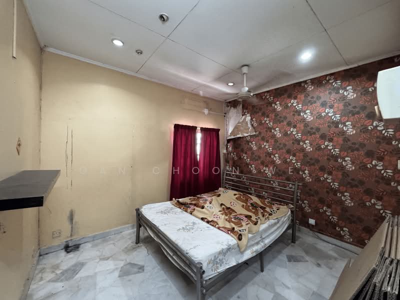 1.5-storey Terraced House for Sale in Usj 2 (Subang Jaya) - Tyson Gan - PropertyGuru.com.my