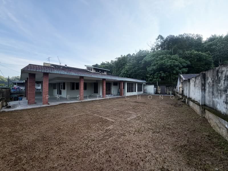 Semi-Detached House for Sale in Taman Kampar Jaya (Kampar) - Presley Chong - Exterior - PropertyGuru.com.my