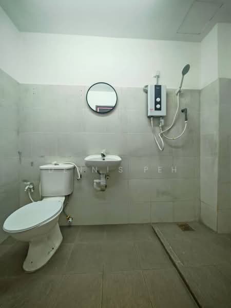 Kedai untuk Disewa di Taman Masai Utama (Masai) - Dennis Peh - Bathroom - PropertyGuru.com.my