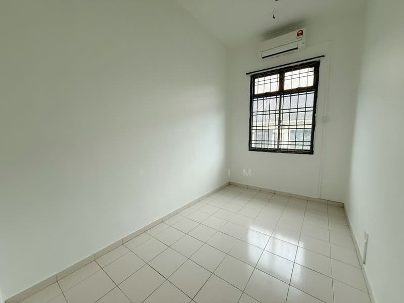 Rumah Teres 1 Tingkat untuk Disewa di Taman Puteri Wangsa (Ulu Tiram) - Ken Sim - PropertyGuru.com.my