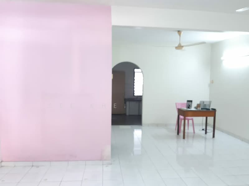 Rumah Teres 2 Tingkat untuk Dijual di Taman Che Wan (Ipoh) - See Khei Leong - Living Room - PropertyGuru.com.my