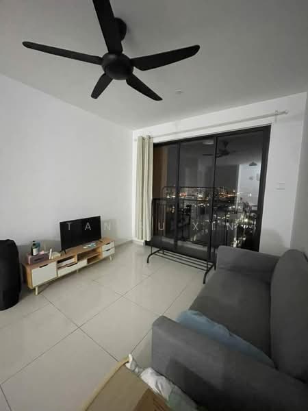 Servis Apartment untuk Dijual di Kenwingston Skylofts - Tan Ru Xin - Living Room - PropertyGuru.com.my