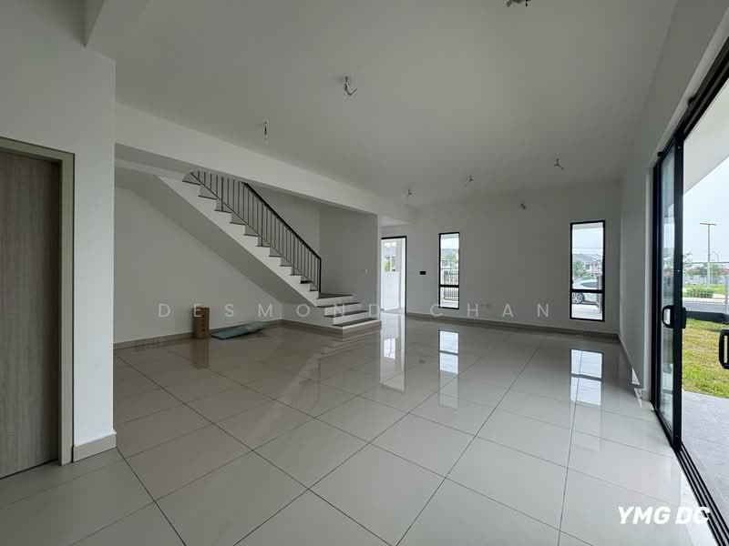 2-storey Terraced House for Sale in Bandar Bukit Raja (Klang) - Desmond Chan - Living Room - PropertyGuru.com.my