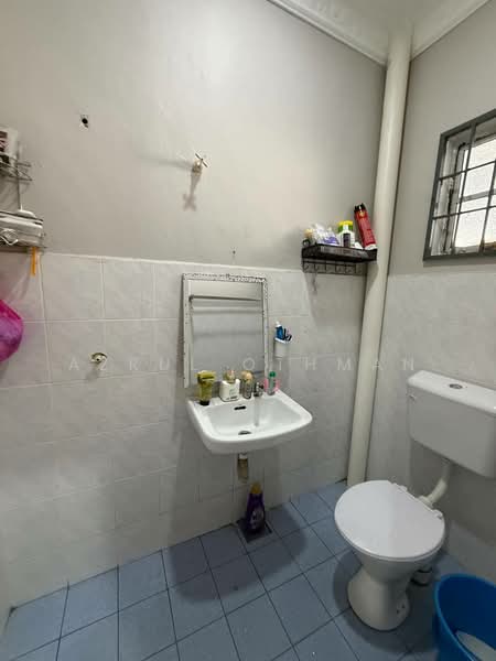 Rumah Teres 1 Tingkat untuk Dijual di Port Dickson (Negeri Sembilan) - Azrul Othman - Bathroom - PropertyGuru.com.my