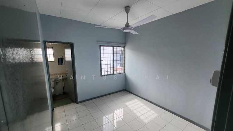 2-storey Terraced House for Sale in Alam Damai (Cheras) - Mantus Chai - PropertyGuru.com.my