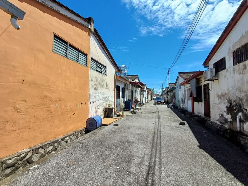Rumah Teres 1 Tingkat untuk Dijual di Taman Senawang Jaya (Senawang) - Azrul Othman - Exterior - PropertyGuru.com.my