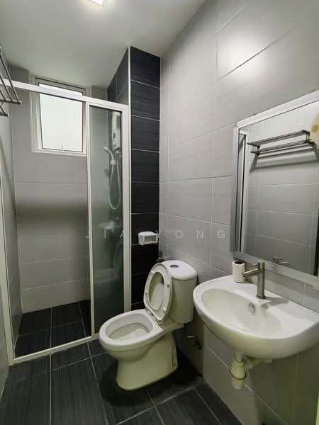 Kondominium untuk Disewa di Reflections Condominium - Jia Yong - Bathroom - PropertyGuru.com.my