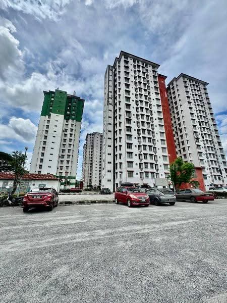 Pangsapuri untuk Dijual di Ilham Apartment - Zuraini Soh - Exterior - PropertyGuru.com.my