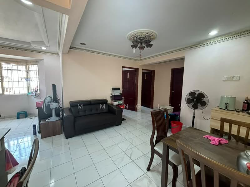 Pangsapuri untuk Dijual di Aman Dua - Kim Meng Lew - Living Room - PropertyGuru.com.my