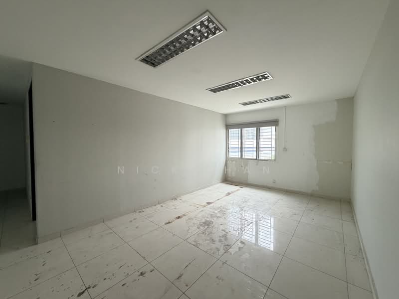 Kedai / Pejabat untuk Dijual di Taman Putra Damai (Ara Damansara) - Nick Chan - PropertyGuru.com.my