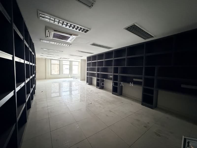 Kedai / Pejabat untuk Dijual di Taman Putra Damai (Ara Damansara) - Nick Chan - PropertyGuru.com.my