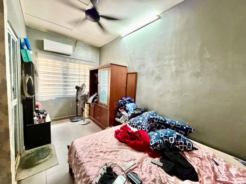 Rumah Teres 2 Tingkat untuk Dijual di Taman Sentosa (Klang) - Aizuddin Ali - Bedroom - PropertyGuru.com.my