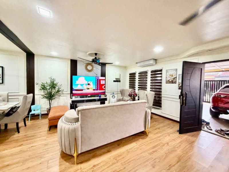 Rumah Teres 2 Tingkat untuk Dijual di Taman Sentosa (Klang) - Aizuddin Ali - Living Room - PropertyGuru.com.my