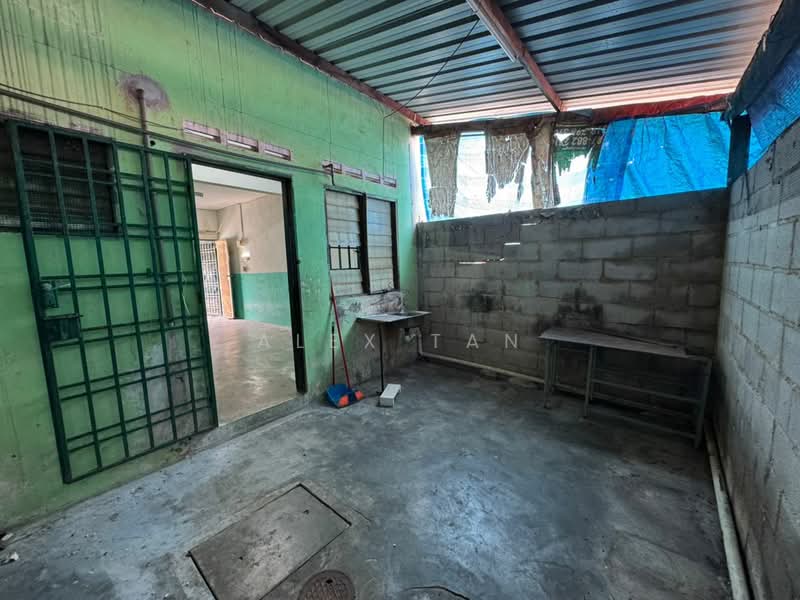 Rumah Teres 2 Tingkat untuk Dijual di Taman Ria (Kota Tinggi) - ALEX TAN - PropertyGuru.com.my