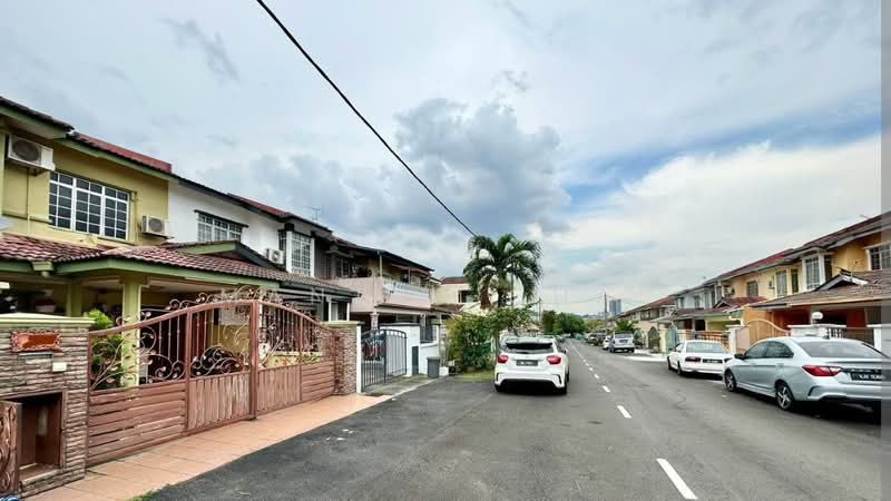 2-storey Terraced House for Sale in Alam Damai (Cheras) - Mantus Chai - PropertyGuru.com.my