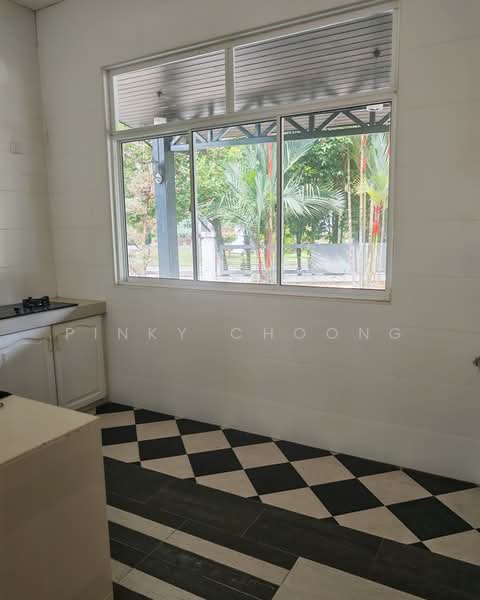 Bungalow for Sale in Valencia (Sungai Buloh) - Pinky Choong - Kitchen - PropertyGuru.com.my