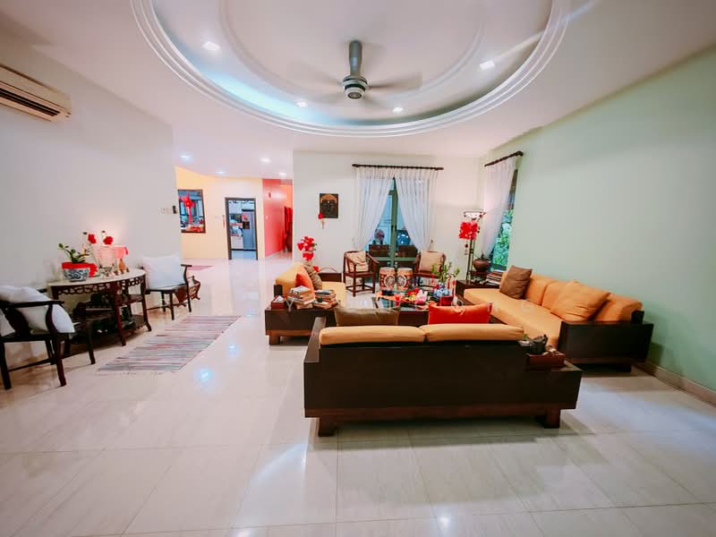 Bungalow for Sale in Valencia (Sungai Buloh) - Pinky Choong - Living Room - PropertyGuru.com.my