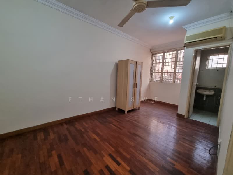 2-storey Terraced House for Sale in Bukit Rahman Putra (Sungai Buloh) - Ethan Swe - Interior - PropertyGuru.com.my