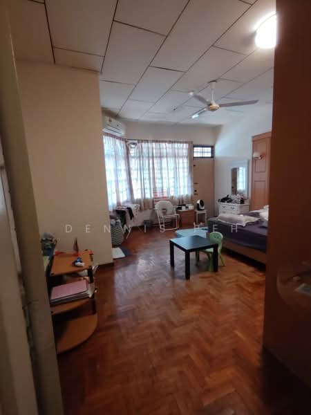 2-storey Terraced House for Sale in Taman Daya (Johor Bahru) - Dennis Peh - Bedroom - PropertyGuru.com.my