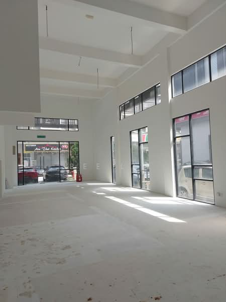 Shop / Office for Rent in Bandar Bukit Raja (Klang) - Bee Lee - Interior - PropertyGuru.com.my
