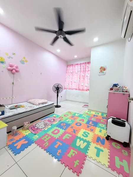 Rumah Teres 2 Tingkat untuk Dijual di Pekan Nanas (Johor) - Poey Loh - Bedroom - PropertyGuru.com.my