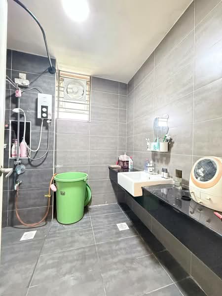 Rumah Teres 2 Tingkat untuk Dijual di Pekan Nanas (Johor) - Poey Loh - PropertyGuru.com.my