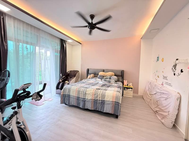 Rumah Teres 2 Tingkat untuk Dijual di Pekan Nanas (Johor) - Poey Loh - Bedroom - PropertyGuru.com.my